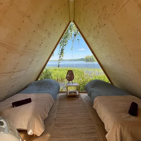 Triangeli -glampingmoekki Κάμπινγκ Χαμεενλίνα