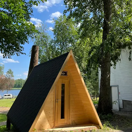 Triangeli -glampingmoekki Hämeenlinna