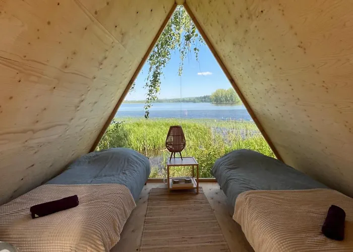 Triangeli -glampingmoekki Camping Hämeenlinna
